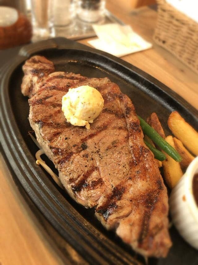 デンバープレミアム イーアス高尾店 - サブ画像1