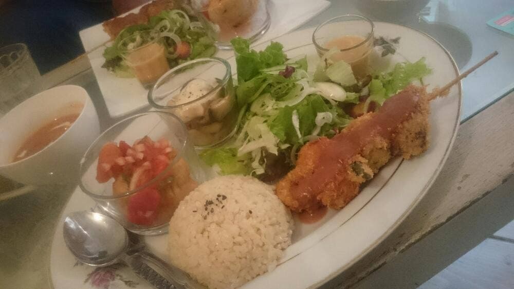 Vegetarian cafe Bonheur