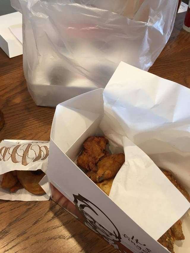 ケンタッキーフライドチキン 美濃加茂店 - サブ画像1