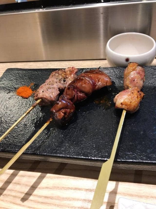 焼き鳥とワイン 志ノ蔵 - サブ画像2