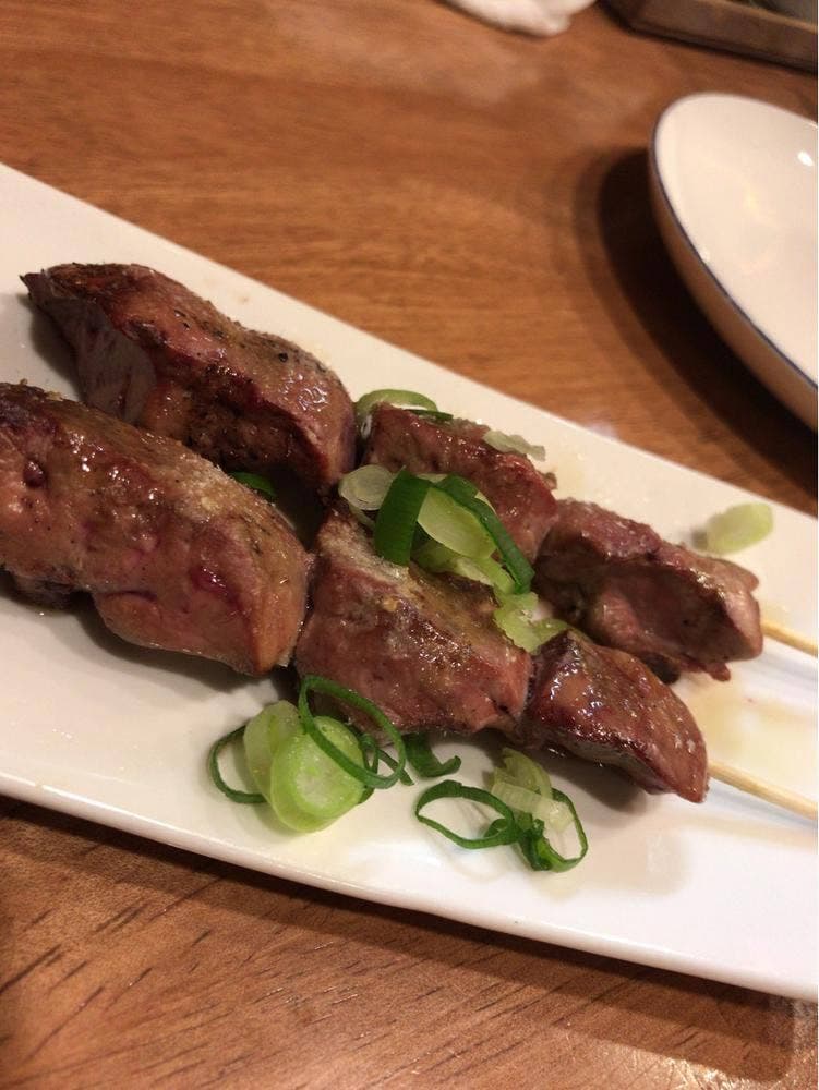 炭火やきとり 信