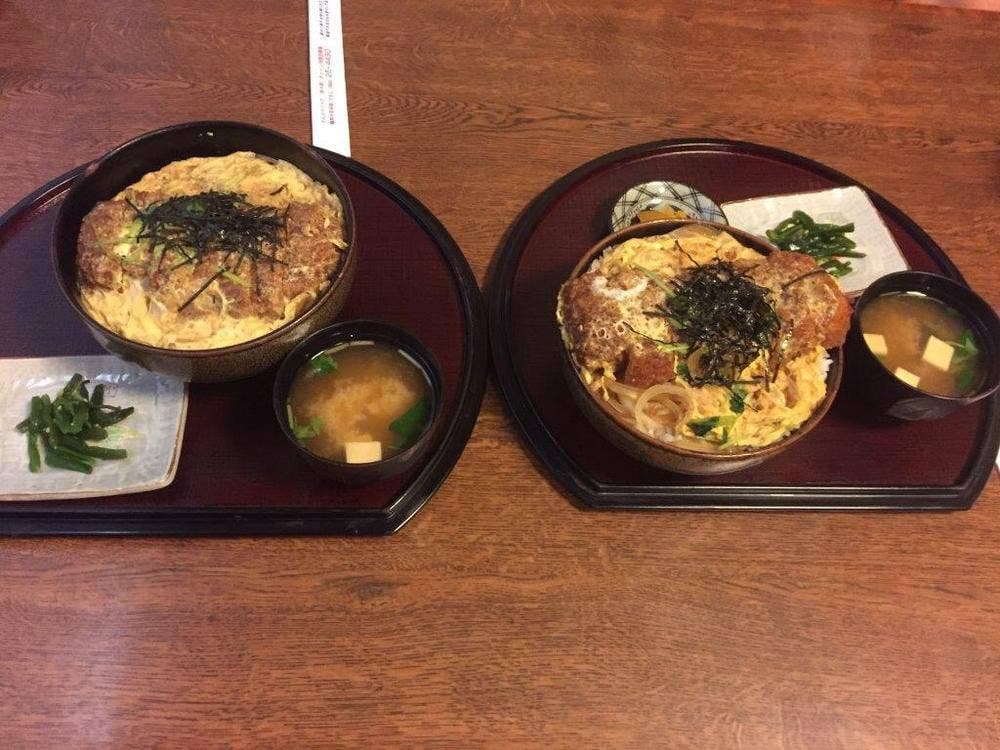 丼々恋グルメ館