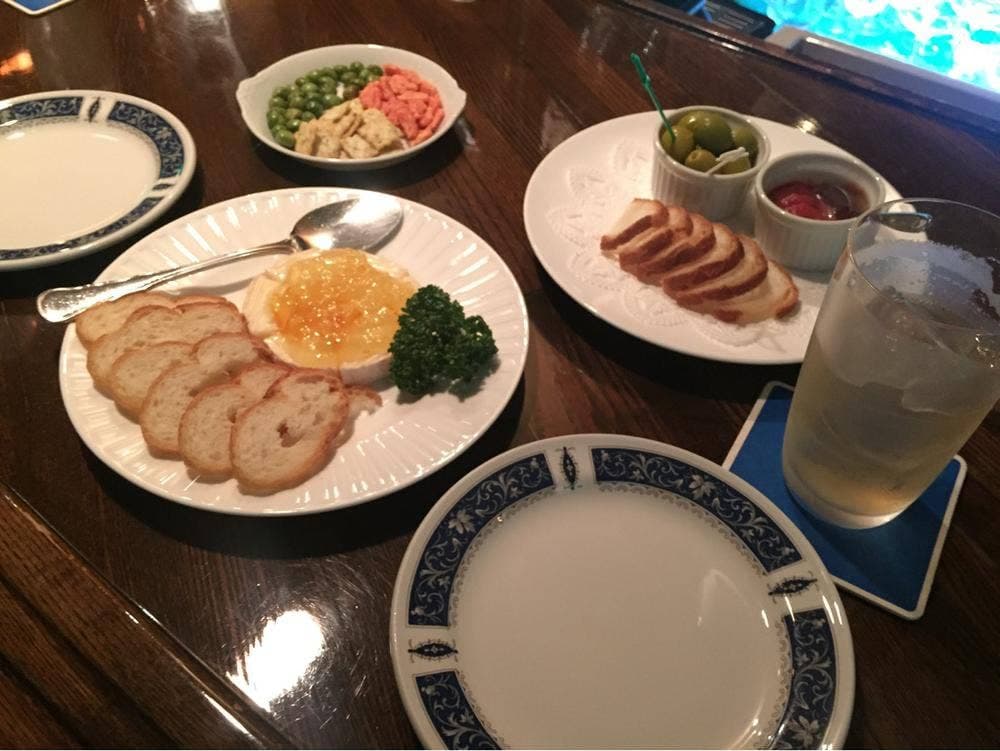 エルロン