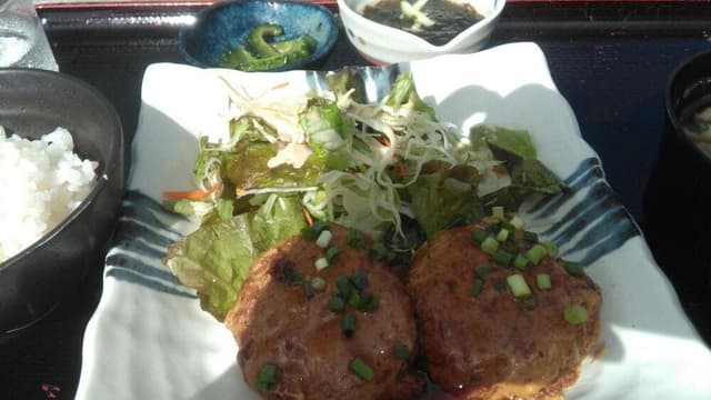 ヤマバレ牧場 ポーザーおばさんの食卓 - サブ画像3
