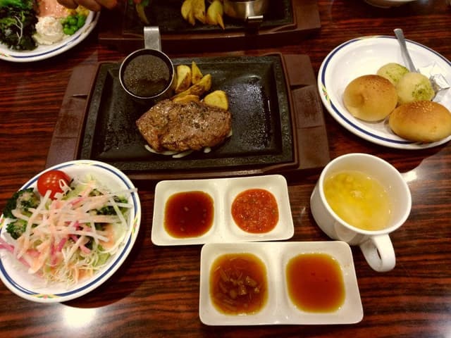 ステーキガスト 伊丹堀池店 - サブ画像2