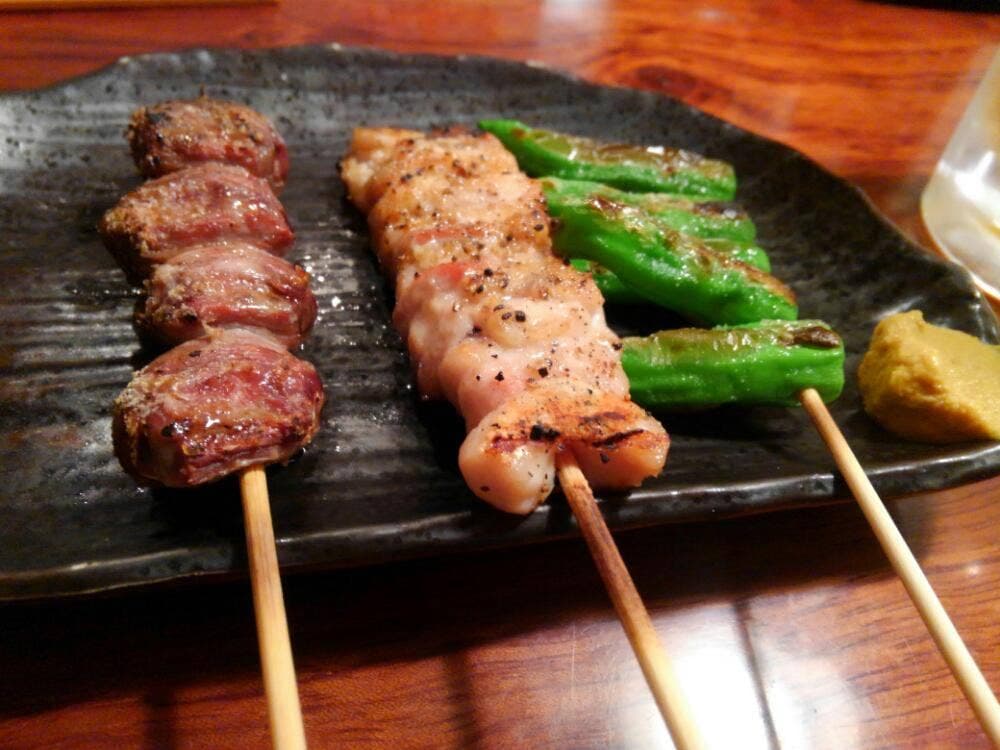 国領 やきとり びん