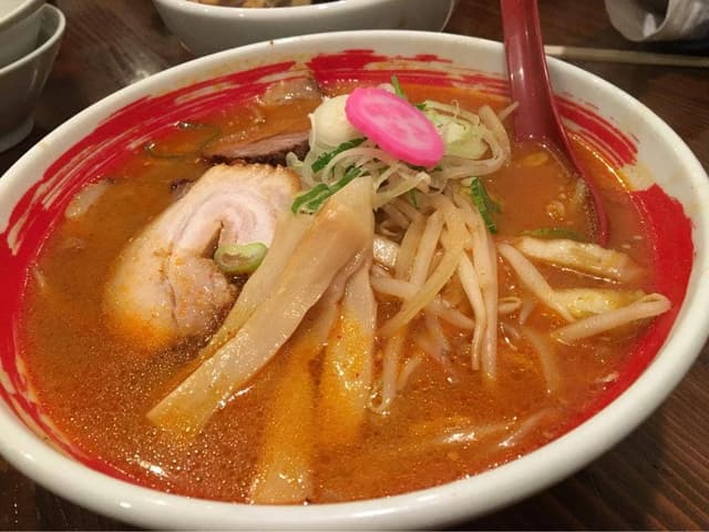 ラーメン さんぱち 南8条店 - サブ画像1