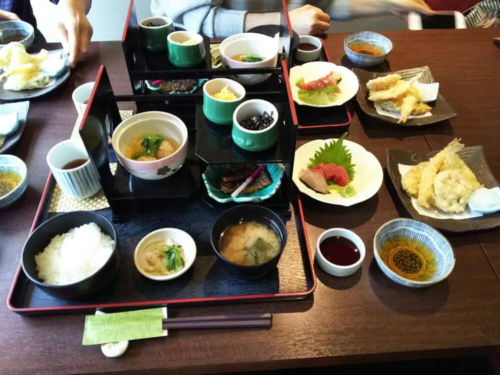 季節料理池宮