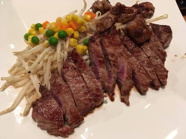 鉄板焼ステーキ コバ - サブ画像3