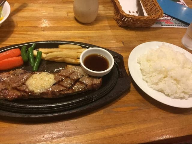 カナディアンロッキー 鼎店 - サブ画像3