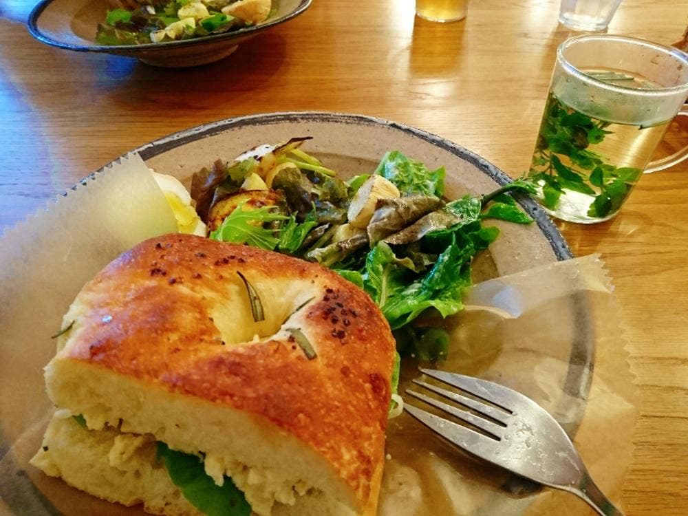 国産小麦と天然酵母のパン工房 ヒビノ