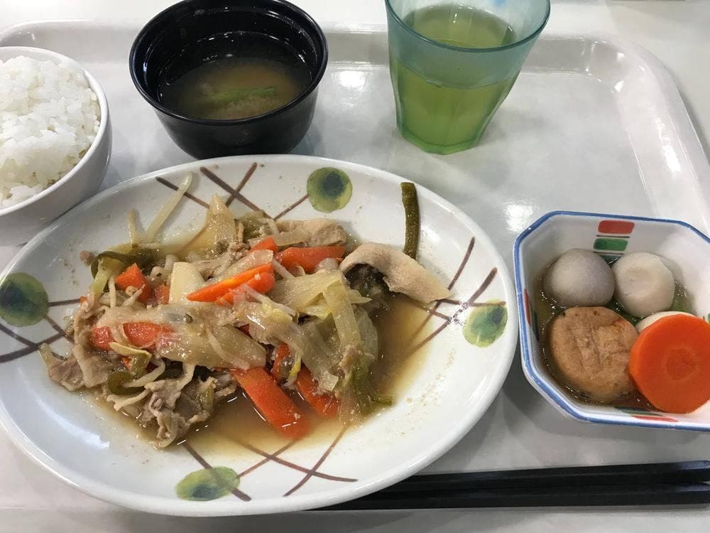 カフェテリア ニオ