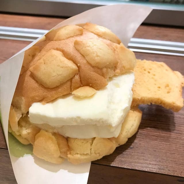 世界で2番目に美味しい焼きたてメロンパンアイス 博多マルイ店 - サブ画像1