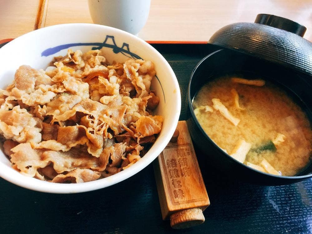 松屋 草加西口店