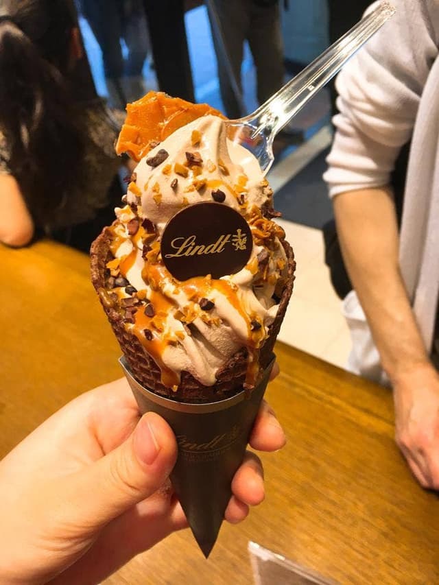 リンツ ショコラ カフェ 三井アウトレットパーク滋賀竜王店 - サブ画像3