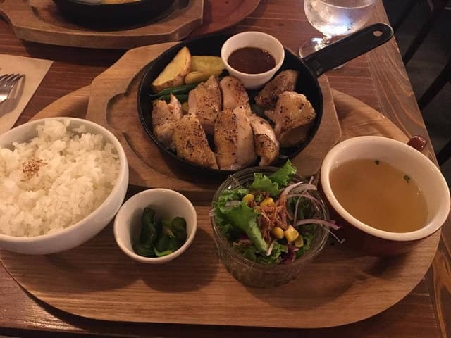 ワイン酒場 GabuLicious 仙台店 - サブ画像1