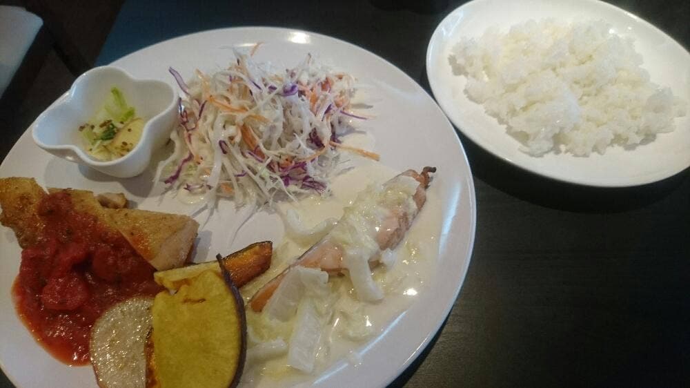 ワインと肉ビストロ B and I