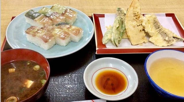 天ぷら食堂 魚徳 - サブ画像3