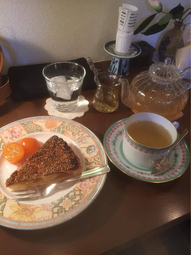 Book Cafe Den