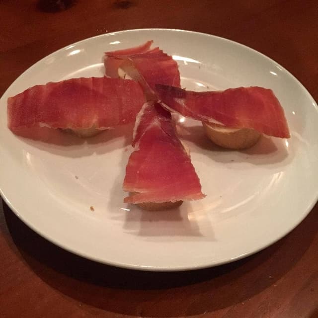 南欧料理バル TAPAS - サブ画像1