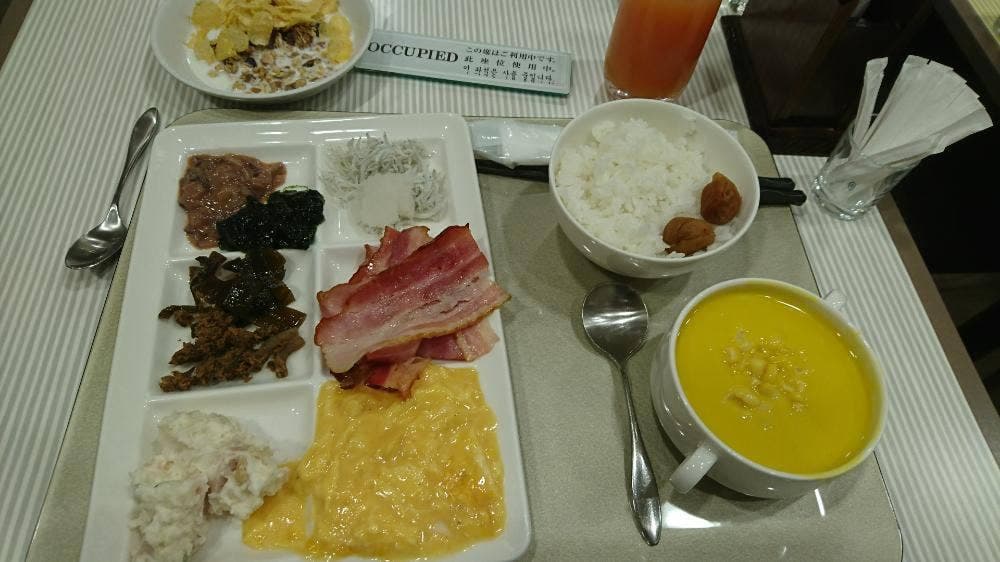 レストラン シャングリ・ラ