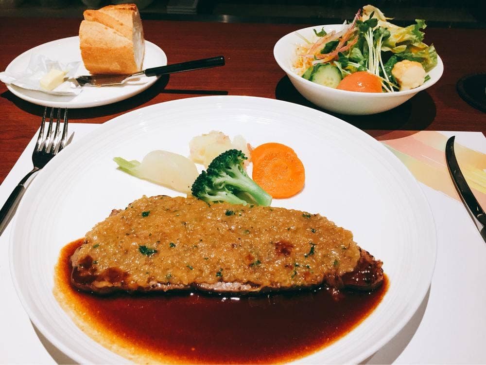 キュイジーヌ ゲンナイ