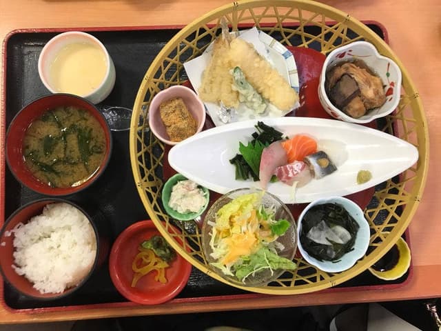 海鮮市場 びんび三昧 坂出インター店 - サブ画像3