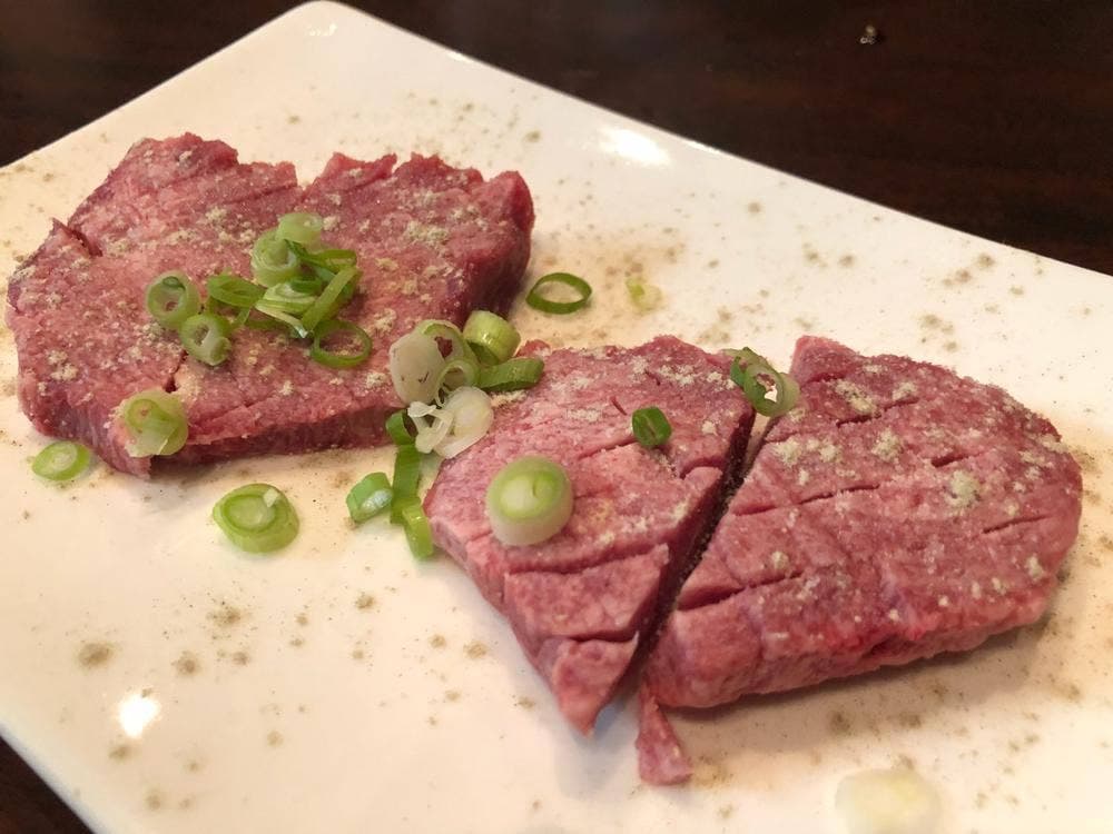 びわ焼肉店