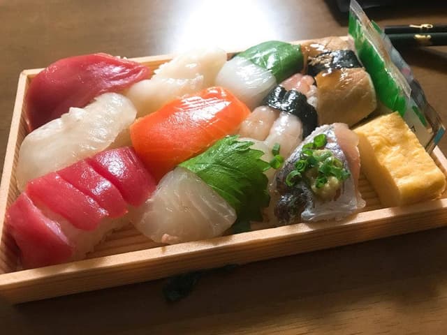 魚屋の鮨 寺本 阪急梅田店 - サブ画像2