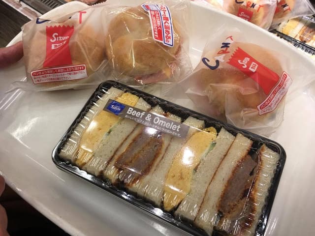 志津屋 京阪三条店 - サブ画像2