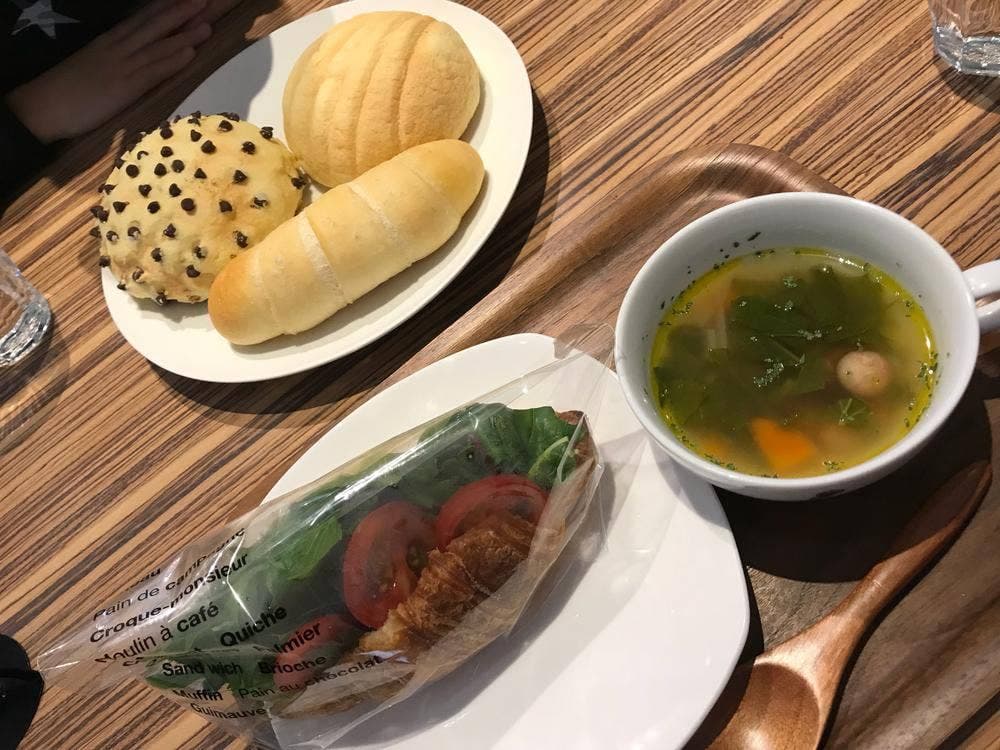 ナチュラルカフェ モンステラ