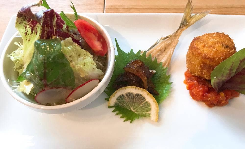 洋食屋 サンライズ