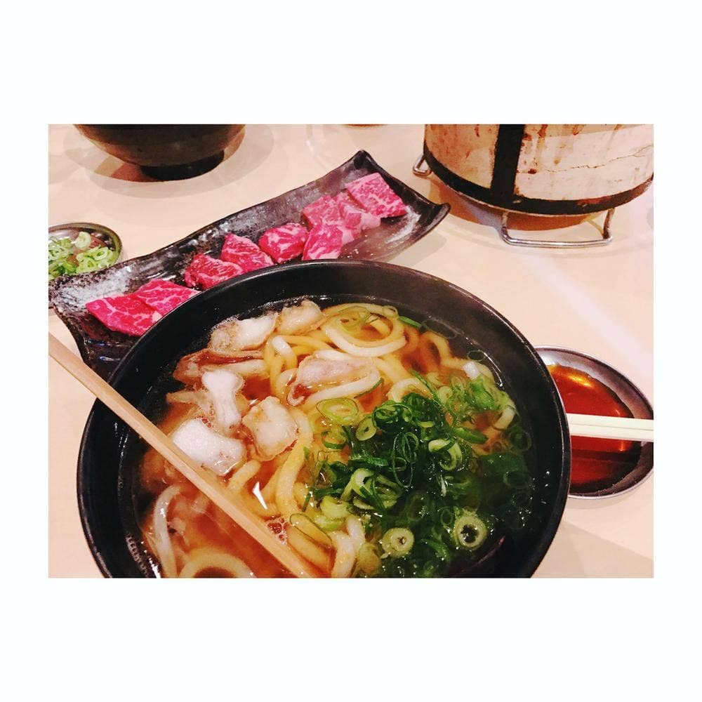 ホルモン焼かすうどん破天荒