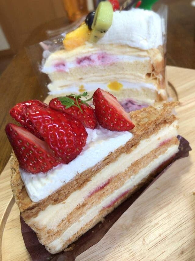 シャトレーゼ 元八王子店 - サブ画像1