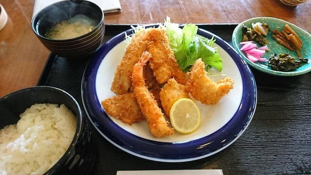 cafe&地魚料理 山源 - サブ画像1