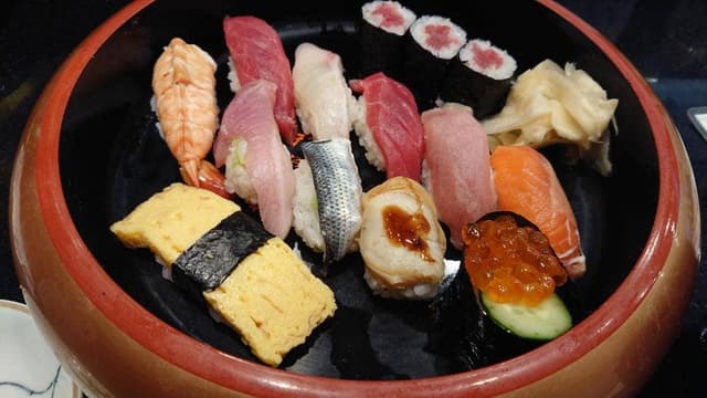 松栄鮨 西白井店 - サブ画像1