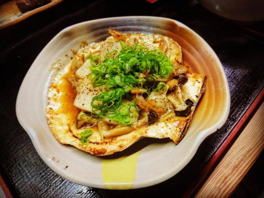 炭火炉端焼き 囲炉端屋