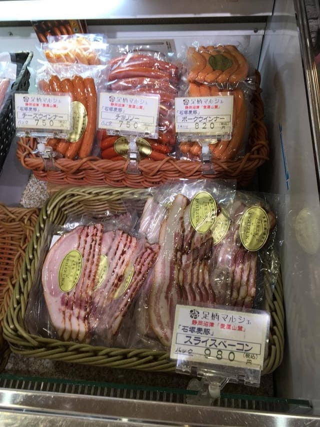 足柄SA下り ショッピングプラザ - サブ画像3