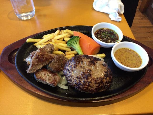 ステーキ&ハンバーグ 松木 大宮本郷店 - サブ画像2