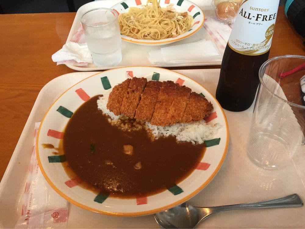 カフェテリア ビーチ 瑞穂ハイランド