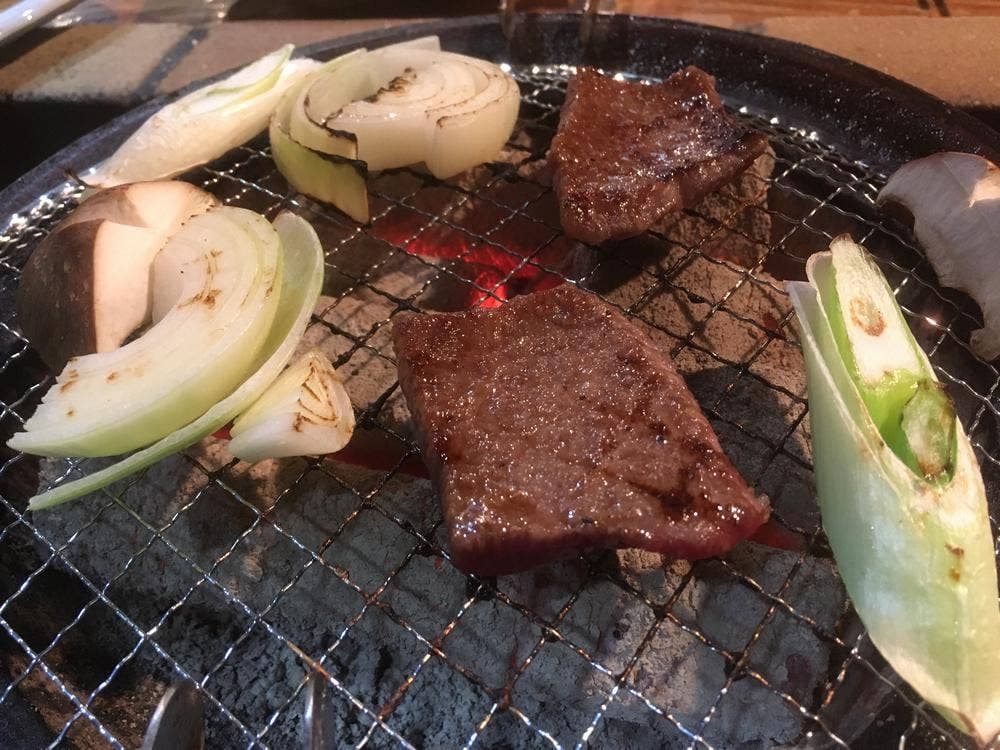 炭火焼肉 青とうがらし