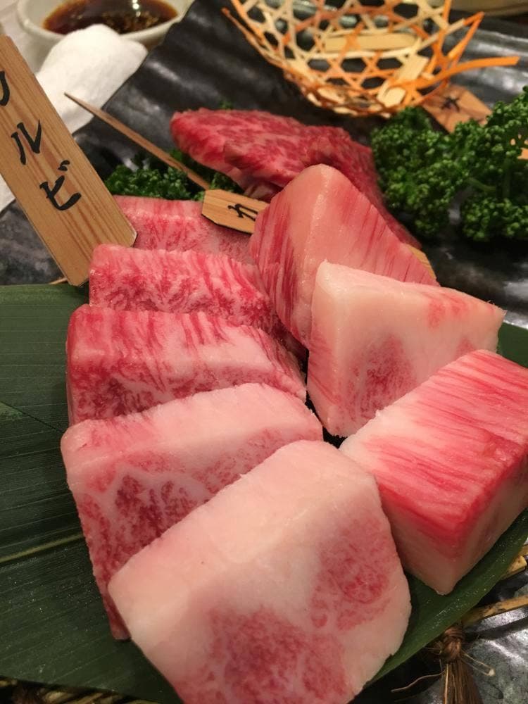 炭火焼肉 はじめ