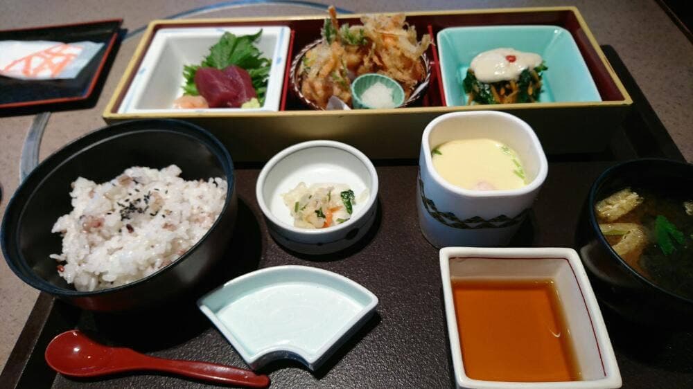 かごの屋 芦屋店