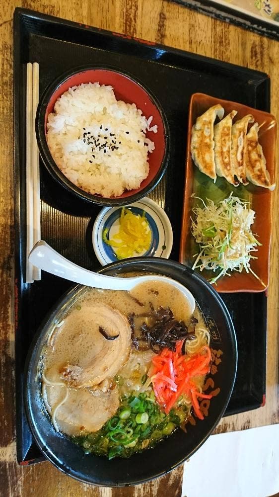 九州筑豊ラーメン山小屋 伊予西条店 - サブ画像1