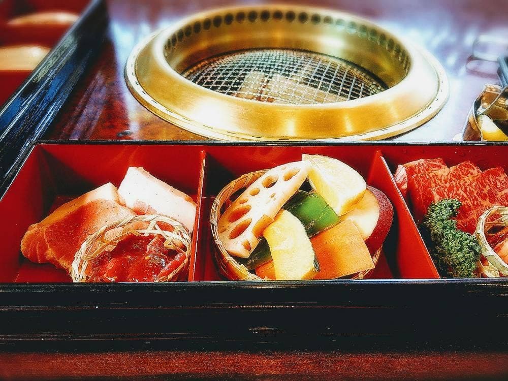 米沢牛 炭火焼肉 上杉 福島店