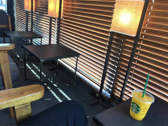 スターバックス コーヒー 安城百石店 - サブ画像3