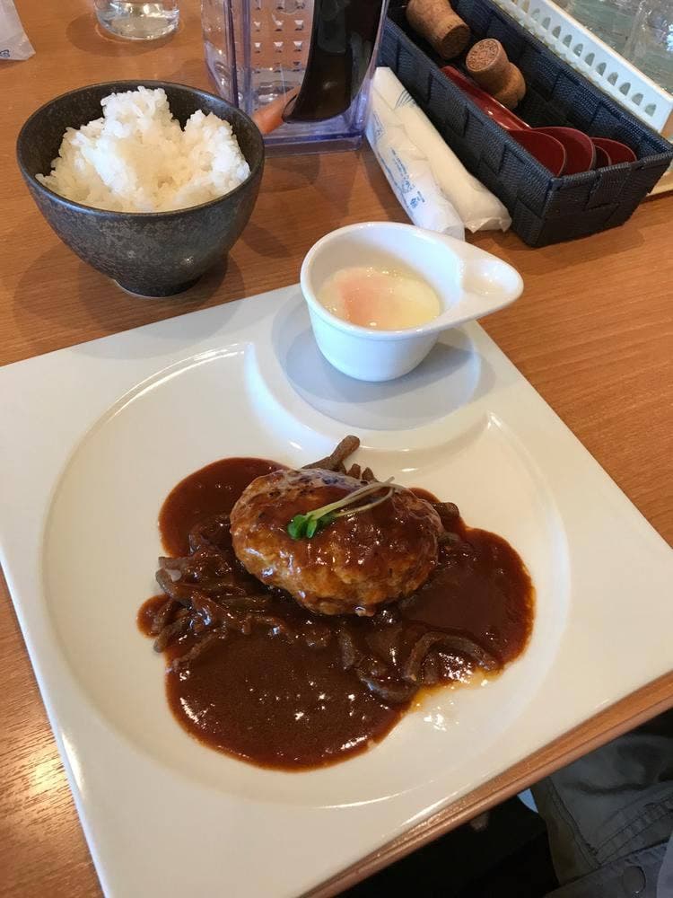 洋食バル マカロニ食堂