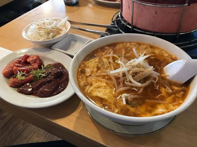 七輪焼肉・ホルモン ブッチャー軒 - サブ画像3