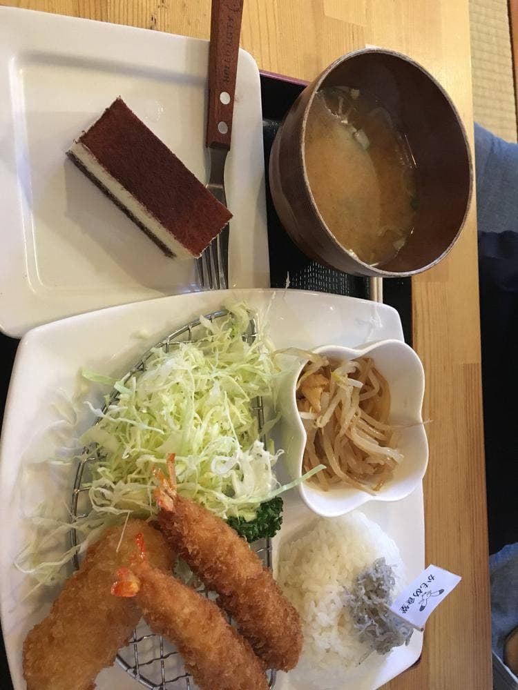 かもめ食堂