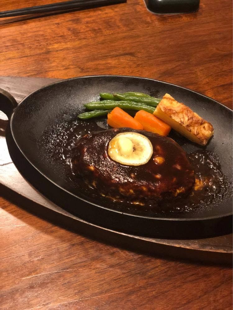 ハンバーグビストロ mondo